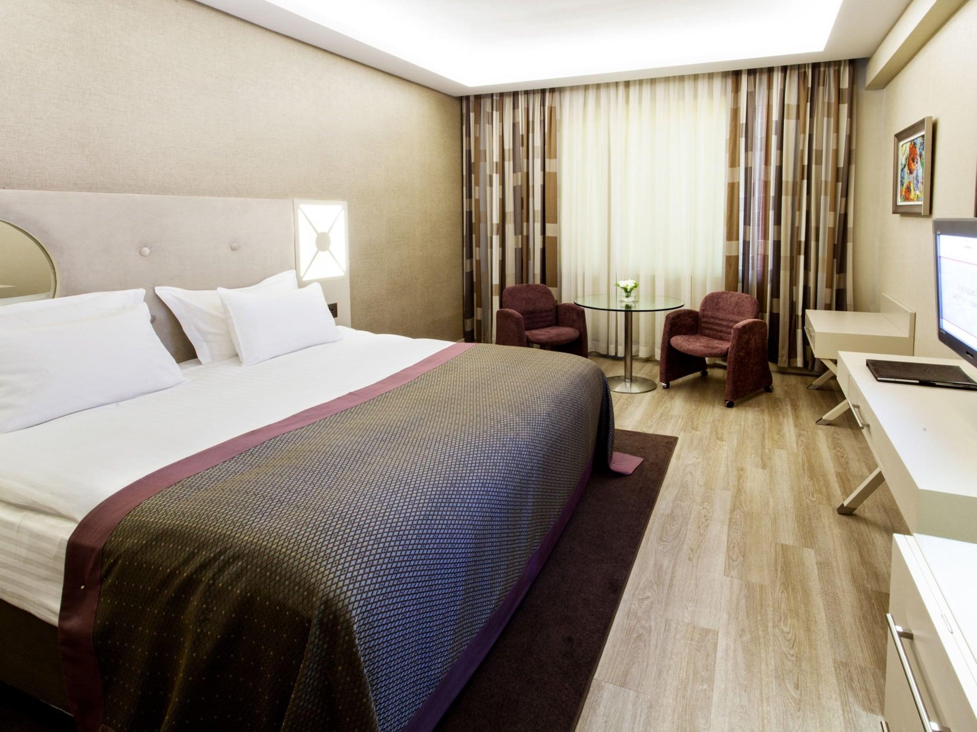 Wow Istanbul Hotel Room photo