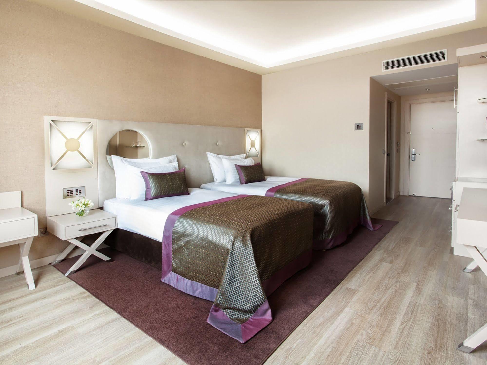 Wow Istanbul Hotel Exterior photo